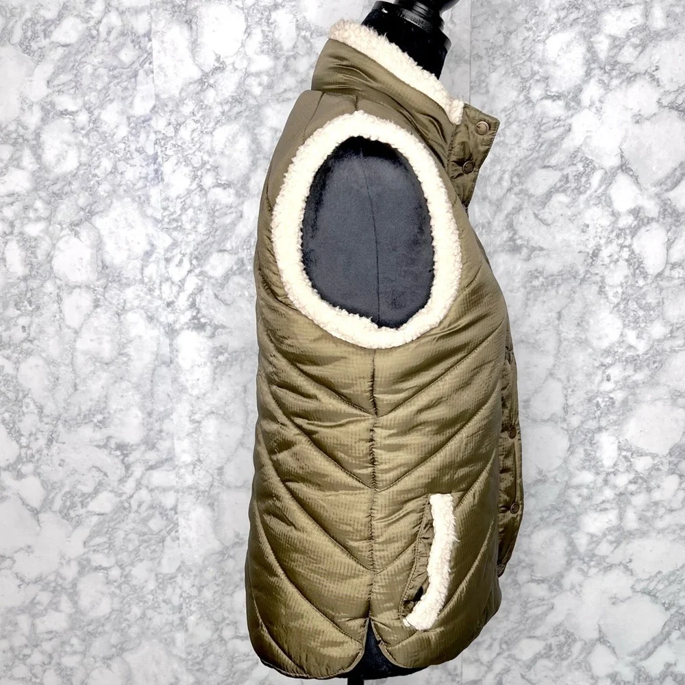 Natural Reflections Olive Green Quilted Sherpa Puffer Vest Women’s Small